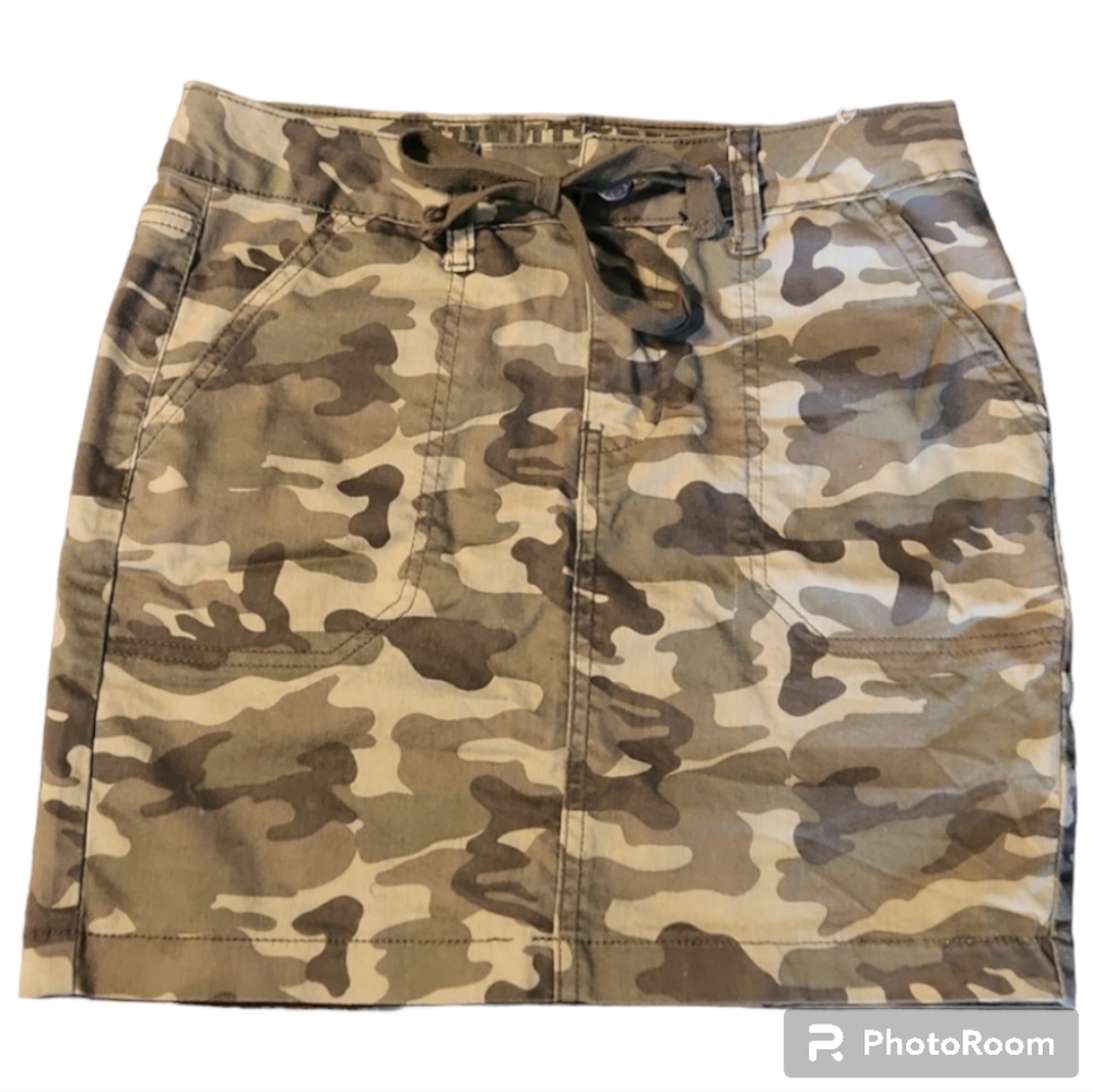 V.I.P. Jean Camo Mini-Skirt Front Pockets and Tie Y2K